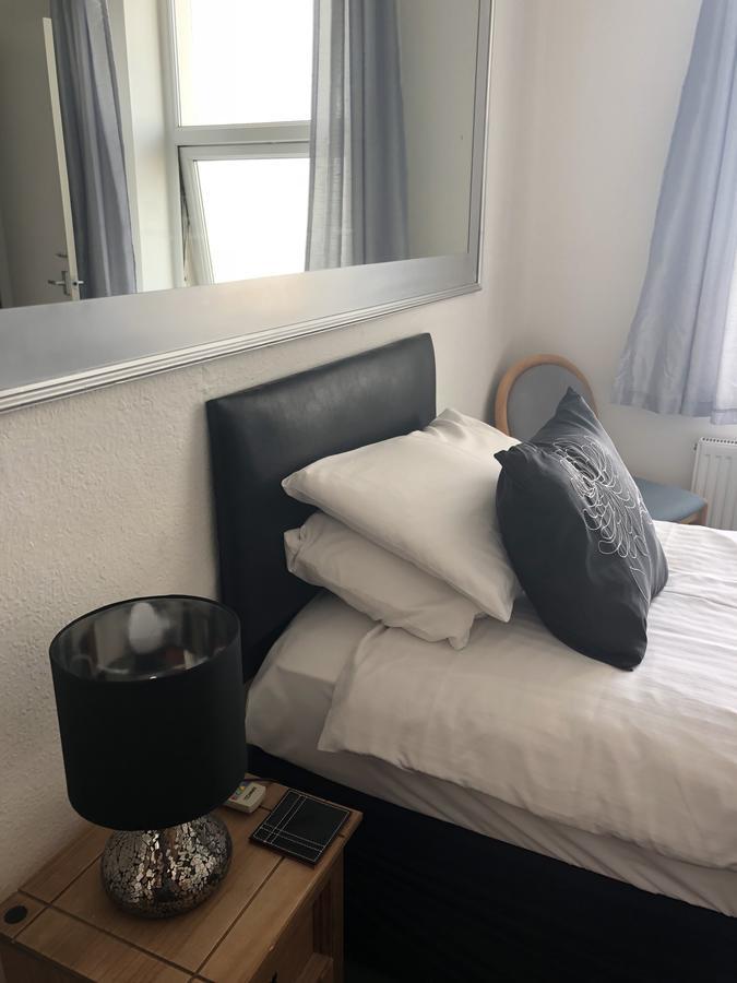 Edelweiss Guest House Douglas Luaran gambar